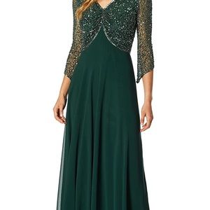 J KARA women 3/4 sleeves, beaded V neck gown 💚